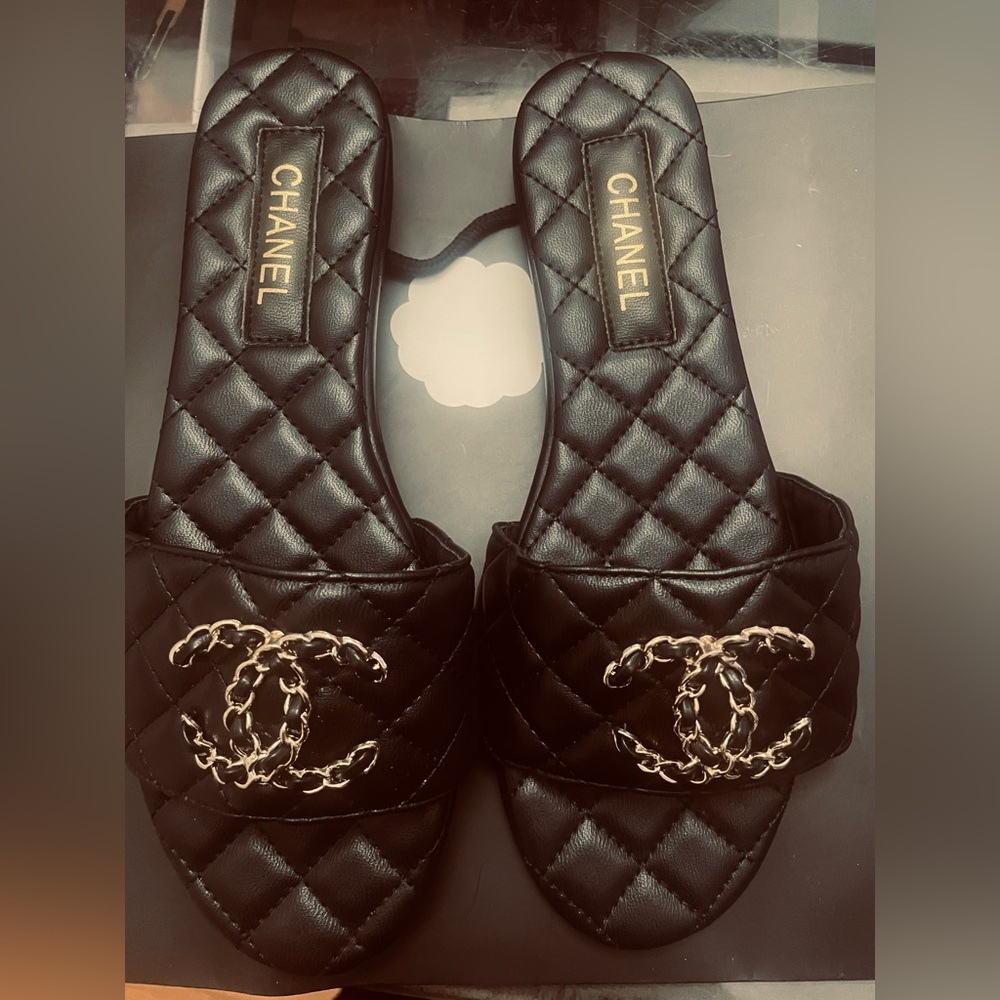 🔥 Chanel Black Quilted Sandals with Iconic chain CC size 42 10 11